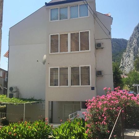 Apartment Mate Omiš Zewnętrze zdjęcie
