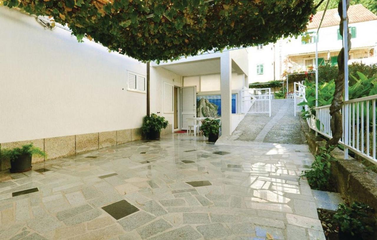 Apartment Mate Omiš Zewnętrze zdjęcie